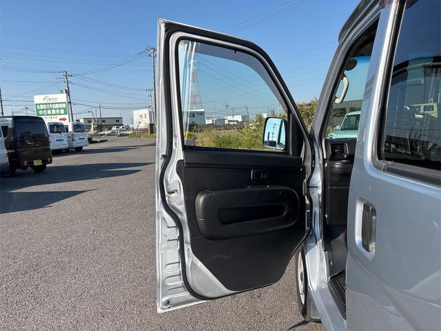 ハイゼットカーゴ ＤＸ　ＳＡＩＩＩ　軽バン　ＡＴ　衝突被害軽減システム　ＥＴＣ　両側スライドドア　キーレスエントリー　アイドリングストップ　オートマチックハイビーム　ＥＳＣ　エアコン　パワーステアリング　パワーウィンドウ（54枚目）