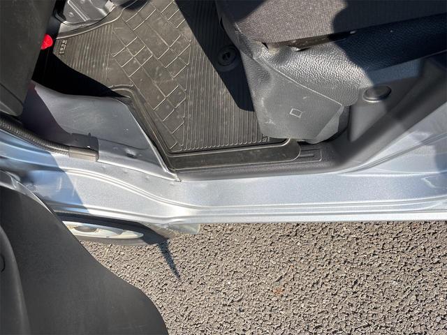 ハイゼットカーゴ ＤＸ　ＳＡＩＩＩ　軽バン　ＡＴ　衝突被害軽減システム　ＥＴＣ　両側スライドドア　キーレスエントリー　アイドリングストップ　オートマチックハイビーム　ＥＳＣ　エアコン　パワーステアリング　パワーウィンドウ（57枚目）