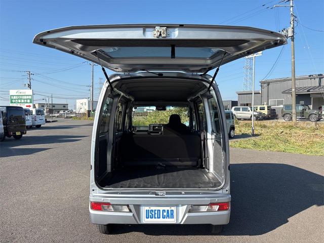 ハイゼットカーゴ ＤＸ　ＳＡＩＩＩ　軽バン　ＡＴ　衝突被害軽減システム　ＥＴＣ　両側スライドドア　キーレスエントリー　アイドリングストップ　オートマチックハイビーム　ＥＳＣ　エアコン　パワーステアリング　パワーウィンドウ（65枚目）