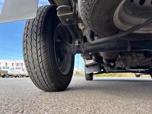 ハイゼットトラック スタンダード 4WD 軽トラック 三方開 AT キーレスエントリー エアコン パワーウィンドウ 運転席エアバッグ CD USB(61枚目)