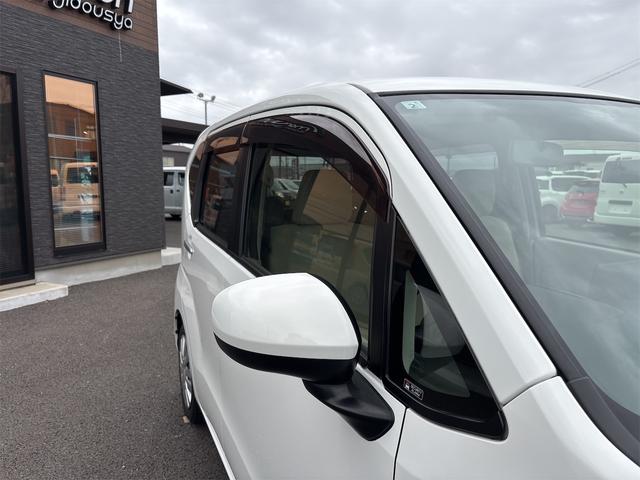 ムーヴ Ｌ　キーレスエントリー　アイドリングストップ　電動格納ミラー　ベンチシート　ＣＶＴ　盗難防止システム　ＡＢＳ　ＥＳＣ　ＣＤ　ミュージックプレイヤー接続可　衝突安全ボディ　エアコン　パワーステアリング（14枚目）