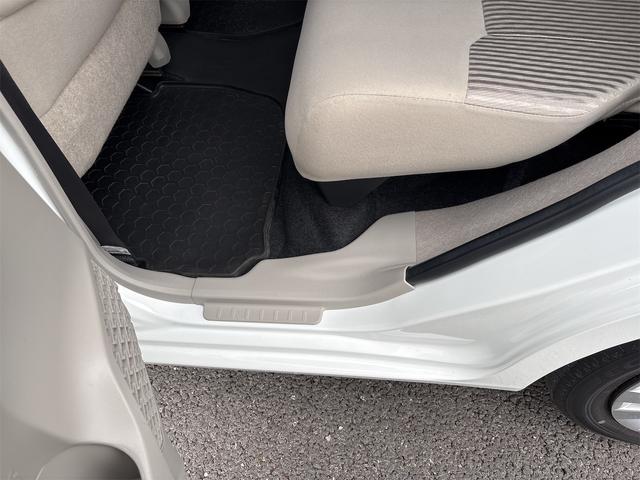 ムーヴ Ｌ　キーレスエントリー　アイドリングストップ　電動格納ミラー　ベンチシート　ＣＶＴ　盗難防止システム　ＡＢＳ　ＥＳＣ　ＣＤ　ミュージックプレイヤー接続可　衝突安全ボディ　エアコン　パワーステアリング（62枚目）