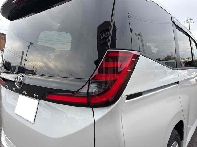 ノア Ｘ　バックカメラ　ナビ　ＴＶ　クリアランスソナー　オートクルーズコントロール　レーンアシスト　衝突被害軽減システム　両側スライド・片側電動　オートマチックハイビーム　オートライト　ＬＥＤヘッドランプ（18枚目）