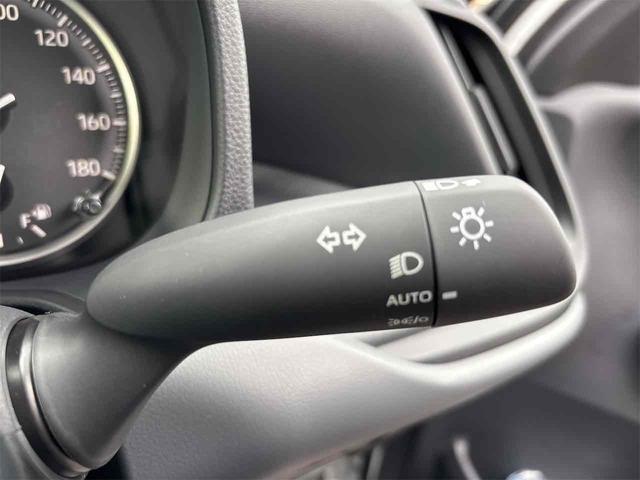 ノア Ｘ　バックカメラ　ナビ　ＴＶ　クリアランスソナー　オートクルーズコントロール　レーンアシスト　衝突被害軽減システム　両側スライド・片側電動　オートマチックハイビーム　オートライト　ＬＥＤヘッドランプ（30枚目）