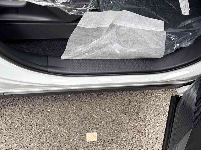 ノア Ｘ　バックカメラ　ナビ　ＴＶ　クリアランスソナー　オートクルーズコントロール　レーンアシスト　衝突被害軽減システム　両側スライド・片側電動　オートマチックハイビーム　オートライト　ＬＥＤヘッドランプ（50枚目）