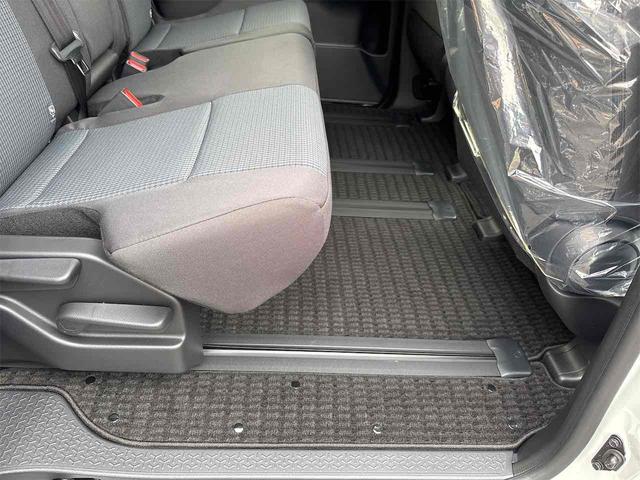 ノア Ｘ　バックカメラ　ナビ　ＴＶ　クリアランスソナー　オートクルーズコントロール　レーンアシスト　衝突被害軽減システム　両側スライド・片側電動　オートマチックハイビーム　オートライト　ＬＥＤヘッドランプ（53枚目）