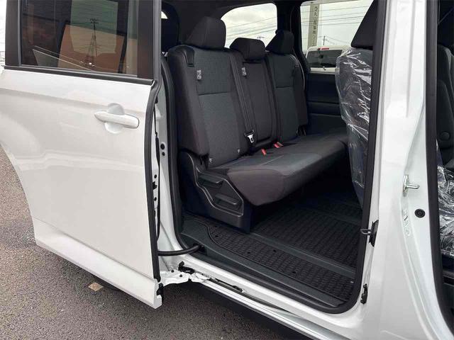 ノア Ｘ　バックカメラ　ナビ　ＴＶ　クリアランスソナー　オートクルーズコントロール　レーンアシスト　衝突被害軽減システム　両側スライド・片側電動　オートマチックハイビーム　オートライト　ＬＥＤヘッドランプ（54枚目）