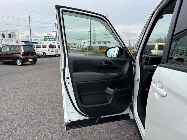 ノア Ｘ　バックカメラ　ナビ　ＴＶ　クリアランスソナー　オートクルーズコントロール　レーンアシスト　衝突被害軽減システム　両側スライド・片側電動　オートマチックハイビーム　オートライト　ＬＥＤヘッドランプ（63枚目）