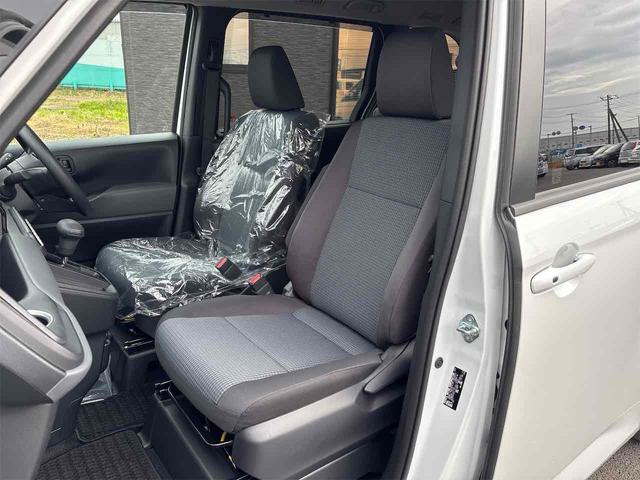 ノア Ｘ　バックカメラ　ナビ　ＴＶ　クリアランスソナー　オートクルーズコントロール　レーンアシスト　衝突被害軽減システム　両側スライド・片側電動　オートマチックハイビーム　オートライト　ＬＥＤヘッドランプ（65枚目）