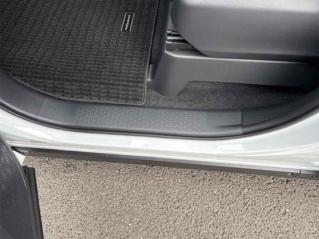 ノア Ｘ　バックカメラ　ナビ　ＴＶ　クリアランスソナー　オートクルーズコントロール　レーンアシスト　衝突被害軽減システム　両側スライド・片側電動　オートマチックハイビーム　オートライト　ＬＥＤヘッドランプ（66枚目）