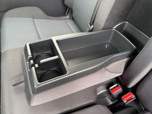 ノア Ｘ　バックカメラ　ナビ　ＴＶ　クリアランスソナー　オートクルーズコントロール　レーンアシスト　衝突被害軽減システム　両側スライド・片側電動　オートマチックハイビーム　オートライト　ＬＥＤヘッドランプ（71枚目）