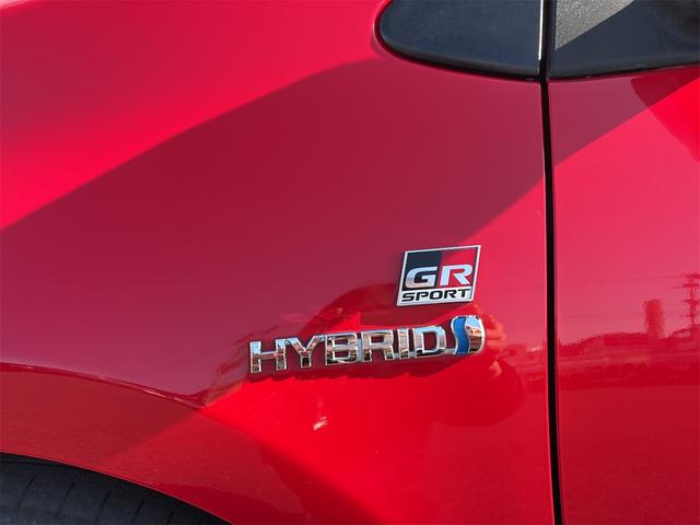 アクア Ｇ　ＧＲスポーツ・１７インチパッケージ　ＥＴＣ　バックカメラ　ナビ　ＴＶ　オートクルーズコントロール　レーンアシスト　衝突被害軽減システム　アルミホイール　オートマチックハイビーム　オートライト　ＬＥＤヘッドランプ　スマートキー（8枚目）