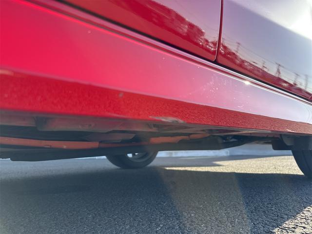 アクア Ｇ　ＧＲスポーツ・１７インチパッケージ　ＥＴＣ　バックカメラ　ナビ　ＴＶ　オートクルーズコントロール　レーンアシスト　衝突被害軽減システム　アルミホイール　オートマチックハイビーム　オートライト　ＬＥＤヘッドランプ　スマートキー（10枚目）