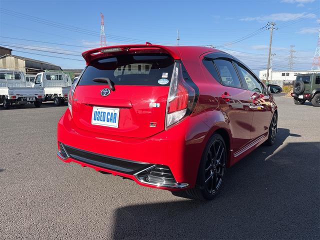 アクア Ｇ　ＧＲスポーツ・１７インチパッケージ　ＥＴＣ　バックカメラ　ナビ　ＴＶ　オートクルーズコントロール　レーンアシスト　衝突被害軽減システム　アルミホイール　オートマチックハイビーム　オートライト　ＬＥＤヘッドランプ　スマートキー（18枚目）