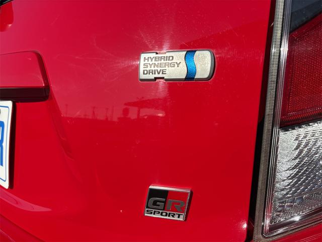 アクア Ｇ　ＧＲスポーツ・１７インチパッケージ　ＥＴＣ　バックカメラ　ナビ　ＴＶ　オートクルーズコントロール　レーンアシスト　衝突被害軽減システム　アルミホイール　オートマチックハイビーム　オートライト　ＬＥＤヘッドランプ　スマートキー（19枚目）