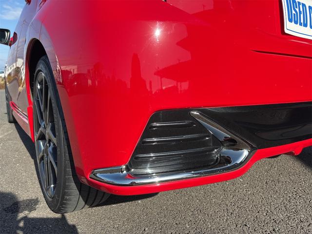 アクア Ｇ　ＧＲスポーツ・１７インチパッケージ　ＥＴＣ　バックカメラ　ナビ　ＴＶ　オートクルーズコントロール　レーンアシスト　衝突被害軽減システム　アルミホイール　オートマチックハイビーム　オートライト　ＬＥＤヘッドランプ　スマートキー（24枚目）