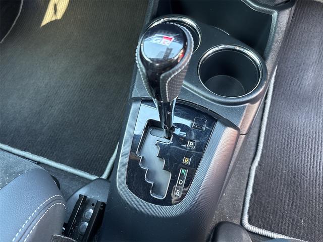 アクア Ｇ　ＧＲスポーツ・１７インチパッケージ　ＥＴＣ　バックカメラ　ナビ　ＴＶ　オートクルーズコントロール　レーンアシスト　衝突被害軽減システム　アルミホイール　オートマチックハイビーム　オートライト　ＬＥＤヘッドランプ　スマートキー（40枚目）