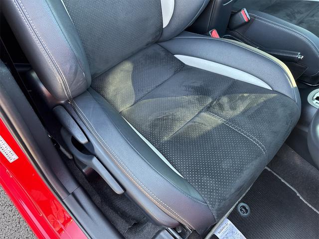 アクア Ｇ　ＧＲスポーツ・１７インチパッケージ　ＥＴＣ　バックカメラ　ナビ　ＴＶ　オートクルーズコントロール　レーンアシスト　衝突被害軽減システム　アルミホイール　オートマチックハイビーム　オートライト　ＬＥＤヘッドランプ　スマートキー（55枚目）