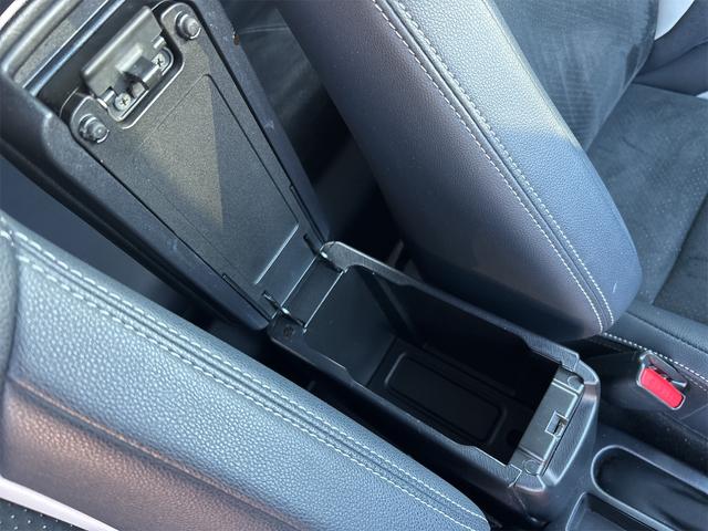 アクア Ｇ　ＧＲスポーツ・１７インチパッケージ　ＥＴＣ　バックカメラ　ナビ　ＴＶ　オートクルーズコントロール　レーンアシスト　衝突被害軽減システム　アルミホイール　オートマチックハイビーム　オートライト　ＬＥＤヘッドランプ　スマートキー（59枚目）