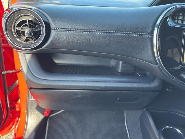 アクア Ｇ　ＧＲスポーツ・１７インチパッケージ　ＥＴＣ　バックカメラ　ナビ　ＴＶ　オートクルーズコントロール　レーンアシスト　衝突被害軽減システム　アルミホイール　オートマチックハイビーム　オートライト　ＬＥＤヘッドランプ　スマートキー（69枚目）