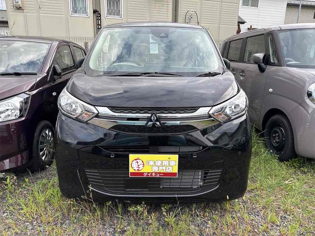 ｅＫワゴン Ｍ　届け出済み未使用車　バックカメラ　クリアランスソナー　レーンアシスト　衝突被害軽減システム　オートライト　キーレスエントリー　アイドリングストップ　電動格納ミラー　シートヒーター　ベンチシート　ＣＶＴ（4枚目）