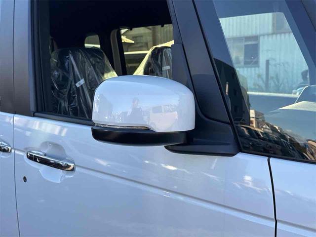 Ｎ－ＢＯＸカスタム ベースグレード　届け出済み未使用車　両側スライド・片側電動　クリアランスソナー　オートクルーズコントロール　レーンアシスト　衝突被害軽減システム　オートライト　ＬＥＤヘッドランプ　スマートキー　シートヒーター（11枚目）