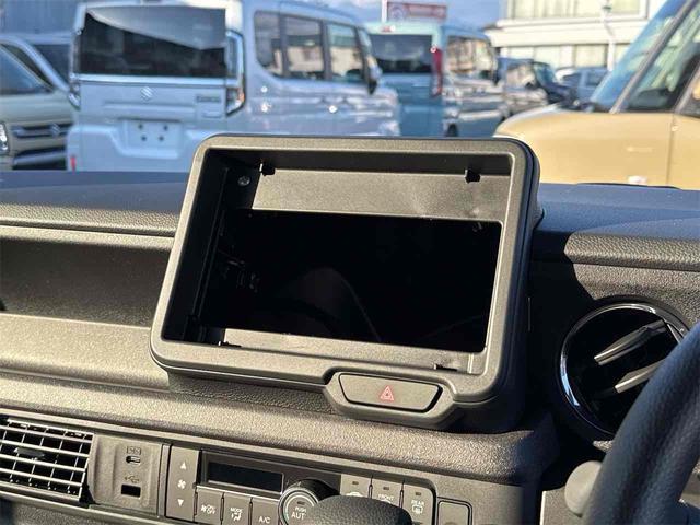 Ｎ－ＢＯＸカスタム ベースグレード　届け出済み未使用車　両側スライド・片側電動　クリアランスソナー　オートクルーズコントロール　レーンアシスト　衝突被害軽減システム　オートライト　ＬＥＤヘッドランプ　スマートキー　シートヒーター（15枚目）