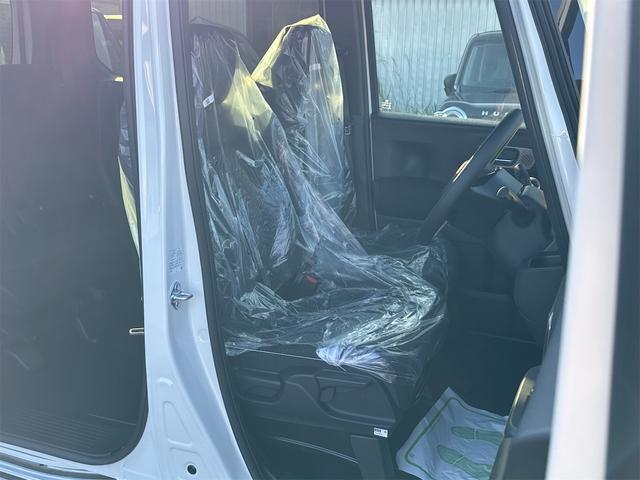 Ｎ－ＢＯＸカスタム ベースグレード　届け出済み未使用車　両側スライド・片側電動　クリアランスソナー　オートクルーズコントロール　レーンアシスト　衝突被害軽減システム　オートライト　ＬＥＤヘッドランプ　スマートキー　シートヒーター（28枚目）