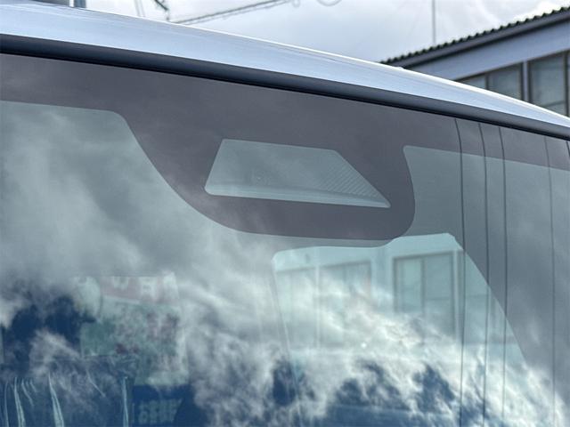 Ｎ－ＢＯＸカスタム ベースグレード　４ＷＤ　届け出済み未使用車　バックカメラ　両側スライド・片側電動　クリアランスソナー　オートクルーズコントロール　レーンアシスト　衝突被害軽減システム　オートライト　ＬＥＤヘッドランプ　スマートキー（5枚目）