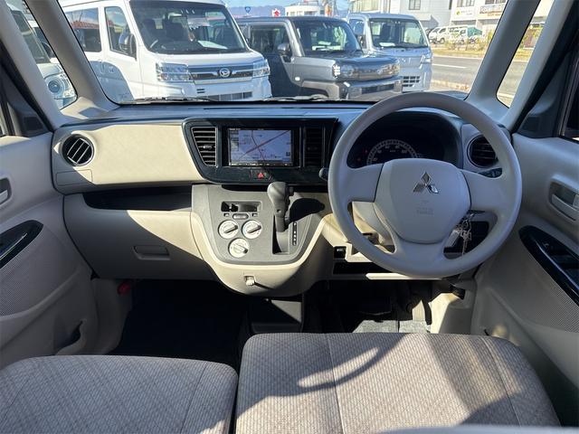 ｅＫスペース Ｍ　ドライブレコーダー　バックカメラ　両側スライドドア　ナビ　ＴＶ　キーレスエントリー　アイドリングストップ　電動格納ミラー　シートヒーター　ベンチシート　ＣＶＴ　ＡＢＳ　ＥＳＣ　ＣＤ　Ｂｌｕｅｔｏｏｔｈ（12枚目）