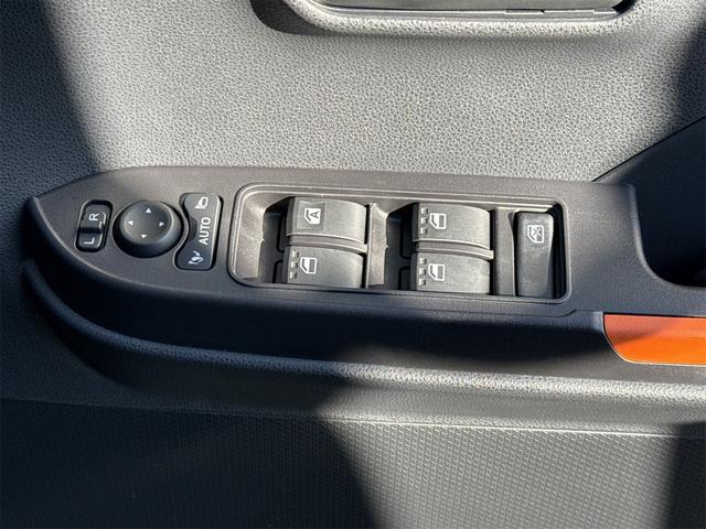 タント ファンクロス　バックカメラ　両側電動スライドドア　クリアランスソナー　レーンアシスト　衝突被害軽減システム　オートライト　ＬＥＤヘッドランプ　ヘッドライトウォッシャー　スマートキー　アイドリングストップ（24枚目）