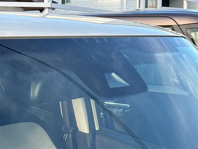 N-ONE オリジナル 4WD ETC バックカメラ ナビ TV クリアランスソナー オートクルーズコントロール レーンアシスト 衝突被害軽減システム オートライト LEDヘッドランプ スマートキー アイドリングストップ(6枚目)