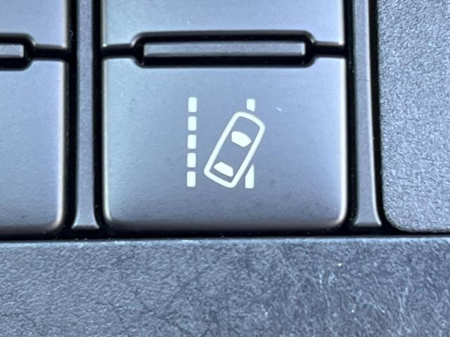 シエンタ ハイブリッドＧ　セーフティセンス　両側パワースライドドア　純正ナビ　Ｂｌｕｅｔｏｏｔｈ接続　バックカメラ　スマートキー　ドライブレコーダー　オートエアコン　オートライト　革巻きステアリング　革巻きシフトノブ（43枚目）