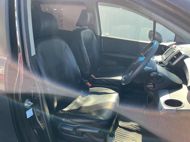 フリードハイブリッド ジャストセレクション フリップダウンモニター 助手席側パワースライドドア 純正ナビ バックカメラ ドライブレコーダー ETC スマートキー オートライト オートエアコン クルーズコントロール HIDヘッドライト(8枚目)