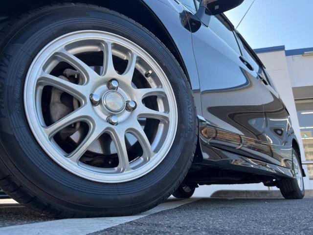 フリードハイブリッド ジャストセレクション フリップダウンモニター 助手席側パワースライドドア 純正ナビ バックカメラ ドライブレコーダー ETC スマートキー オートライト オートエアコン クルーズコントロール HIDヘッドライト(14枚目)