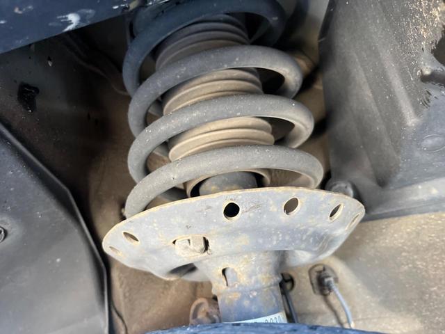 フリードハイブリッド ジャストセレクション フリップダウンモニター 助手席側パワースライドドア 純正ナビ バックカメラ ドライブレコーダー ETC スマートキー オートライト オートエアコン クルーズコントロール HIDヘッドライト(21枚目)