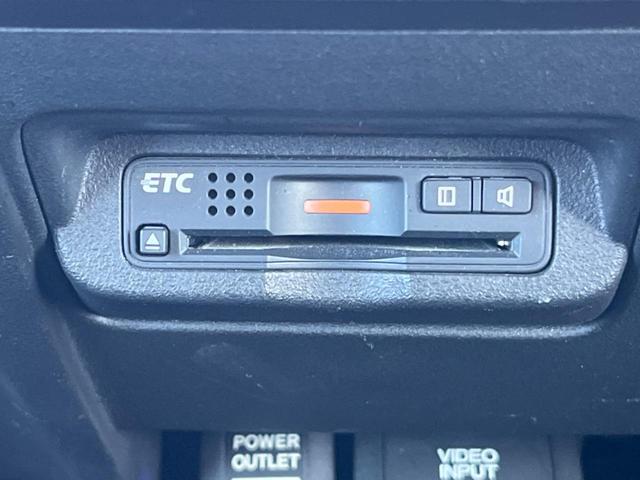 フリードハイブリッド ジャストセレクション フリップダウンモニター 助手席側パワースライドドア 純正ナビ バックカメラ ドライブレコーダー ETC スマートキー オートライト オートエアコン クルーズコントロール HIDヘッドライト(37枚目)