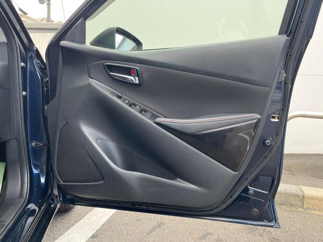 デミオ ＸＤツーリング　スマートシティブレーキサポート　マツダコネクトナビ　ヘッドアップディスプレイ　バックカメラ　ブラインドスポットモニター　スマートキー　ＥＴＣ　ドライブレコーダー　パドルシフト　ＬＥＤヘッドライト（64枚目）