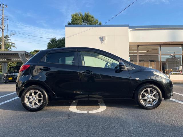 デミオ 13Cスマートエディション SDナビ HIDヘッドライト 電動格納ミラー ヘッドライトレベライザー(44枚目)