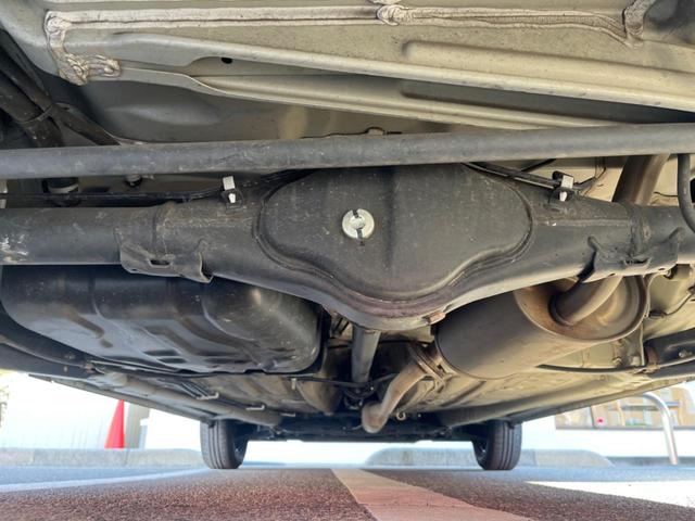 ソリオ G 4WD セーフティサポート 助手席側パワースライドドア 純正ナビ Bluetooth接続 バックカメラ コーナーセンサー スマートキー ドライブレコーダー 運転席側スライドドアクローザー(19枚目)