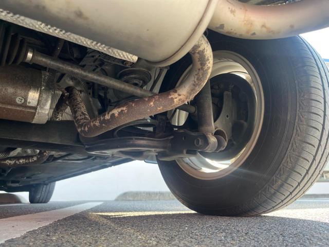 ノート X FOUR 4WD エマージェンシーブレーキ アラウンドビューモニター 純正ナビ Bluetooth接続 インテリジェントキー オートライト 車線逸脱警報 オートエアコン プライバシーガラス 横滑り防止装置(20枚目)