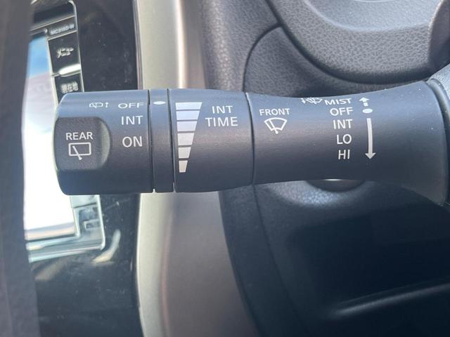 ノート X FOUR 4WD エマージェンシーブレーキ アラウンドビューモニター 純正ナビ Bluetooth接続 インテリジェントキー オートライト 車線逸脱警報 オートエアコン プライバシーガラス 横滑り防止装置(42枚目)