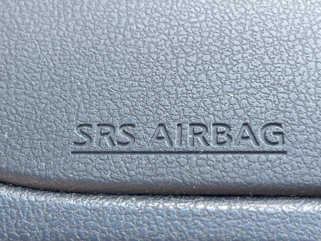 ノート X FOUR 4WD エマージェンシーブレーキ アラウンドビューモニター 純正ナビ Bluetooth接続 インテリジェントキー オートライト 車線逸脱警報 オートエアコン プライバシーガラス 横滑り防止装置(45枚目)