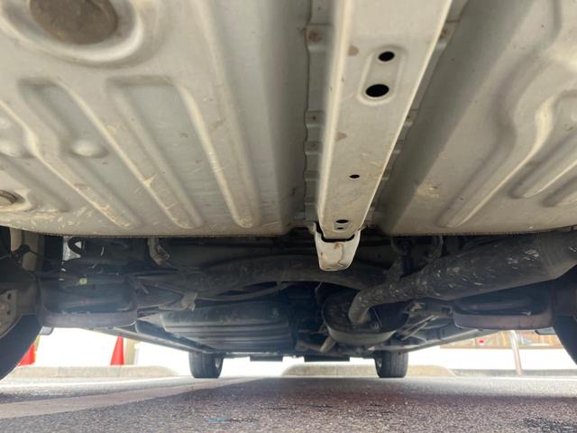 ヴォクシー ハイブリッドX 助手席側パワースライドドア 純正ナビ Bluetooth接続 バックカメラ ビルトインETC スマートキー 運転席側スライドドアイージークローザー LEDヘッドライト オートエアコン(20枚目)