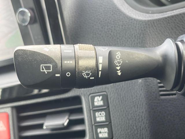 ヴォクシー ハイブリッドX 助手席側パワースライドドア 純正ナビ Bluetooth接続 バックカメラ ビルトインETC スマートキー 運転席側スライドドアイージークローザー LEDヘッドライト オートエアコン(39枚目)