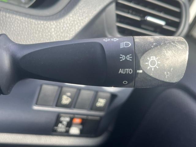 ヴォクシー ハイブリッドX 助手席側パワースライドドア 純正ナビ Bluetooth接続 バックカメラ ビルトインETC スマートキー 運転席側スライドドアイージークローザー LEDヘッドライト オートエアコン(40枚目)