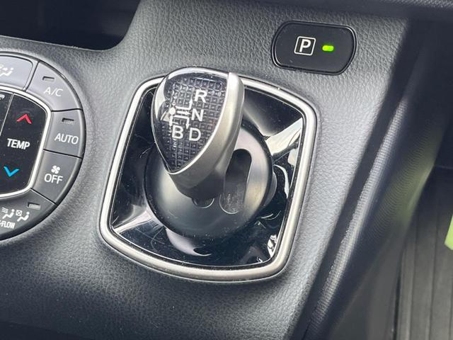 ヴォクシー ハイブリッドX 助手席側パワースライドドア 純正ナビ Bluetooth接続 バックカメラ ビルトインETC スマートキー 運転席側スライドドアイージークローザー LEDヘッドライト オートエアコン(53枚目)