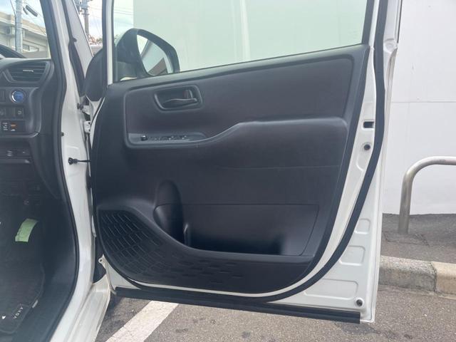 ヴォクシー ハイブリッドX 助手席側パワースライドドア 純正ナビ Bluetooth接続 バックカメラ ビルトインETC スマートキー 運転席側スライドドアイージークローザー LEDヘッドライト オートエアコン(54枚目)