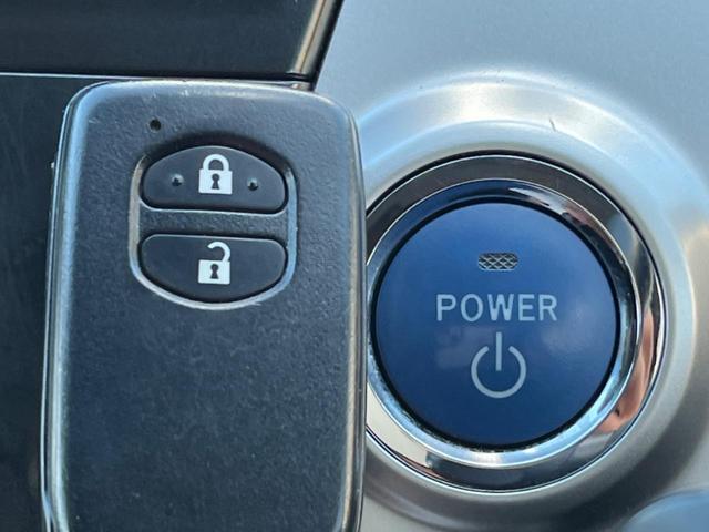 プリウスアルファ Ｇ　ナビゲーション　バックカメラ　後席モニター　後席モニター　ＥＴＣ　キーレス　クルーズコントロール　電動格納ミラー　オートエアコン　Ｂｌｕｅｔｏｏｔｈ　オートライト（7枚目）