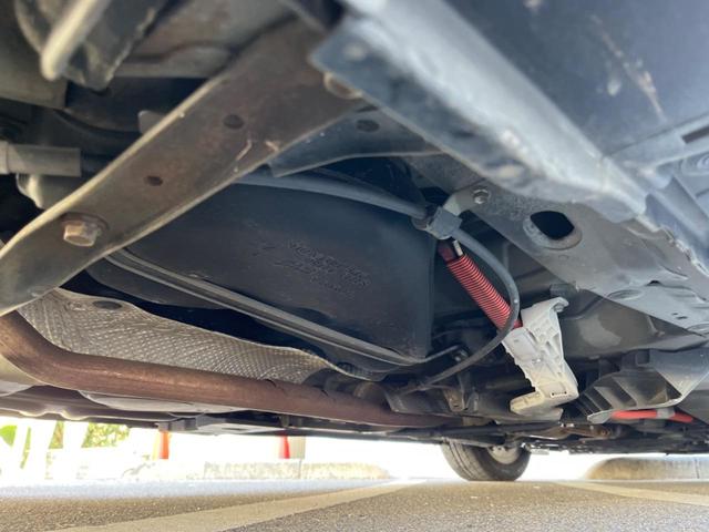 プリウスアルファ Ｇ　ナビゲーション　バックカメラ　後席モニター　後席モニター　ＥＴＣ　キーレス　クルーズコントロール　電動格納ミラー　オートエアコン　Ｂｌｕｅｔｏｏｔｈ　オートライト（23枚目）